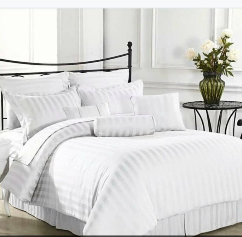 TC White Binded Duvet – 6x7